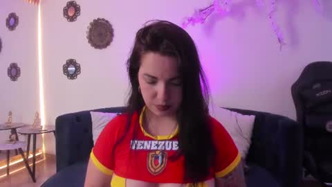 Angelique  online show from July 14, 12:10 pm