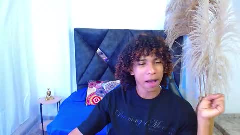 Angel online show from March 28, 9:05 pm