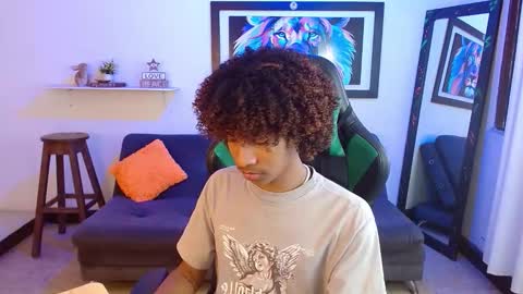 Angel online show from October 28, 9:27 pm