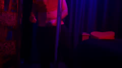 Angello A. Sanchez online show from October 31, 7:09 am