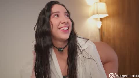   online show from March 13, 10:35 pm