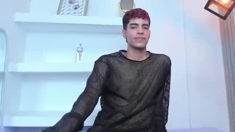 angelnova_ online show from December 22, 3:19 pm