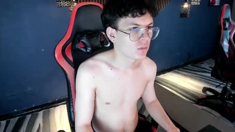 angelo online show from June 14, 2:24 am