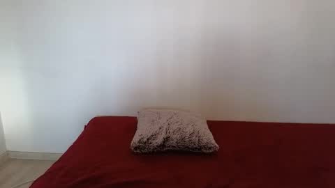 Giulia online show from February 18, 1:33 pm