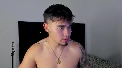 Angel Fox online show from January 13, 9:33 pm