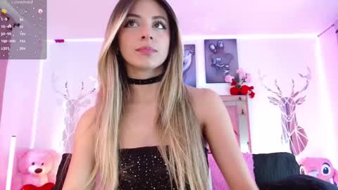 Angely  online show from January 9, 8:25 pm