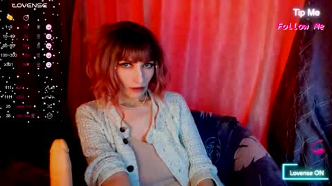 Angie online show from November 28, 10:06 pm