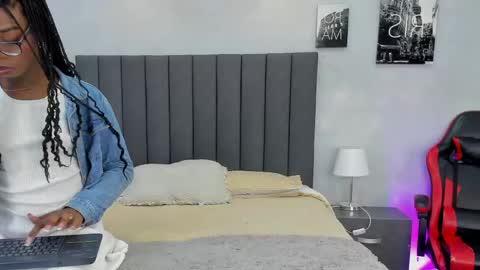Angie Abby online show from June 8, 3:29 am