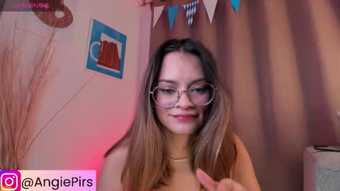 AngiePirs online show from October 9, 12:27 am