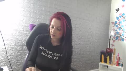 angierot2025 online show from October 12, 9:46 am