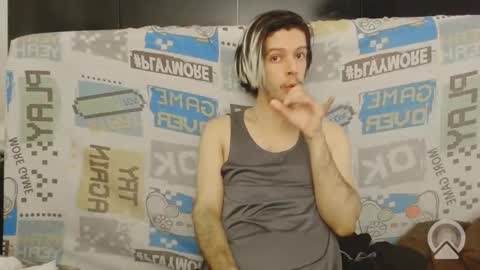 Angxl boy online show from April 13, 4:00 pm