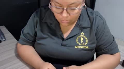 angy online show from October 30, 12:00 am