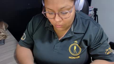 angy online show from December 3, 10:43 pm