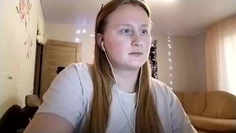 Anika online show from January 17, 2:48 pm