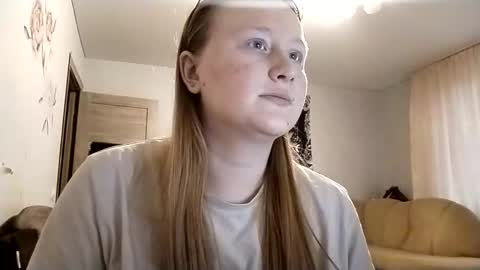 Anika online show from December 5, 1:42 pm