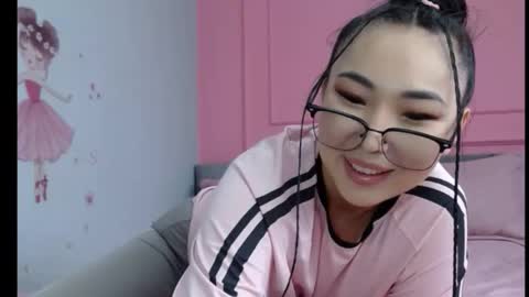 Akimi online show from March 3, 4:19 am