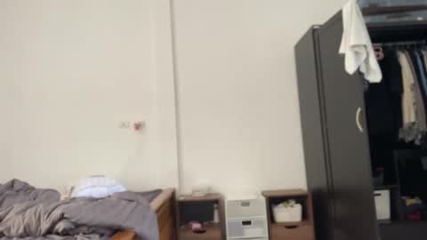 anita__hills online show from December 3, 9:43 am