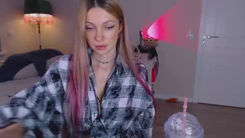 Snapshot of anita_moon_ chatting on October 18, 11:42 pm anita_moon_ online show from October 18, 11:42 pm