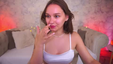Daniela online show from June 12, 1:10 pm
