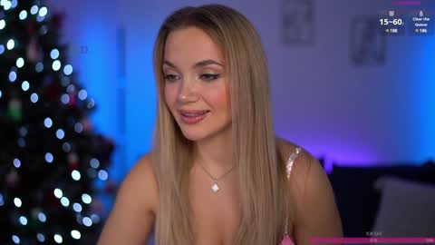 Snapshot of anitaraj_ chatting on December 18, 8:36 pm Im Anita thumb up me please its important online show from December 18, 8:36 pm