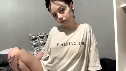 AnmiXHot online show from October 27, 2:00 am