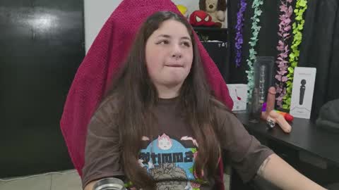 Only fans   online show from January 7, 5:40 pm