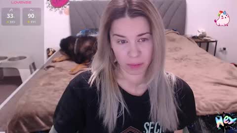 Anadirectgirl online show from January 12, 6:04 pm