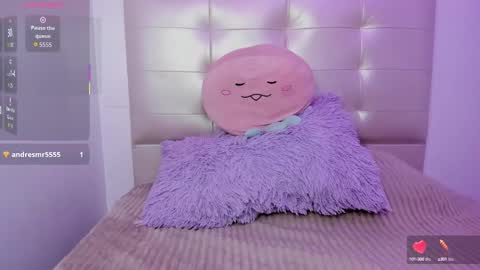 Snapshot of anna_blade_ chatting on September 25, 3:30 pm ANNA online show from September 25, 3:30 pm