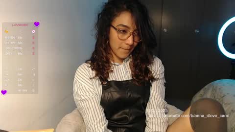 Anna online show from March 11, 6:41 pm