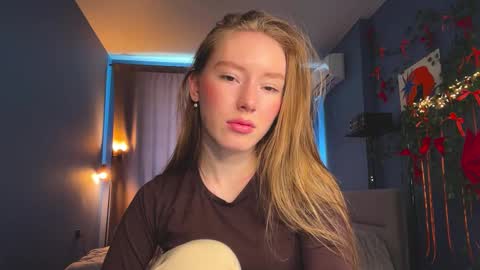 Anna online show from March 12, 7:56 am