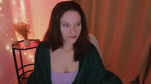 annaabels online show from September 29, 6:18 pm