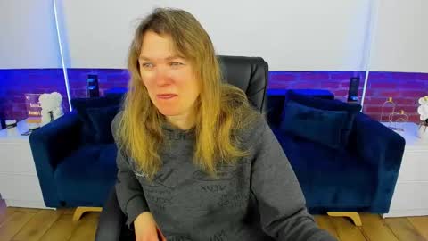 Annabel online show from February 5, 6:55 pm