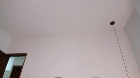 AnnaBrooks online show from April 10, 6:30 am