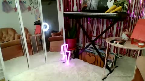 Snapshot of annadelrae444 chatting on September 15, 2:35 am annadelrae444 online show from September 15, 2:35 am