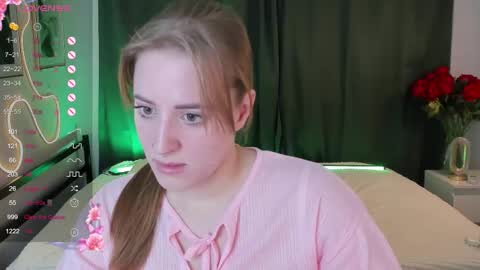 annagrees1 online show from December 5, 2:59 pm