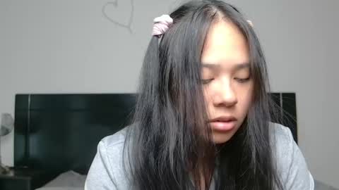 Anna online show from April 17, 10:01 pm