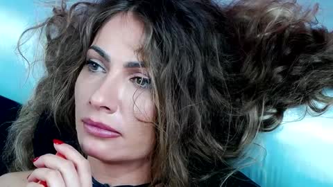 Anna online show from April 10, 6:52 am