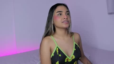 Anne online show from December 1, 5:05 am