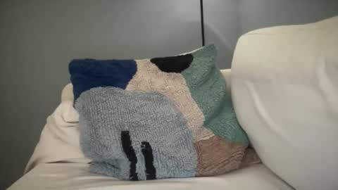 anned1991 online show from March 10, 7:56 am