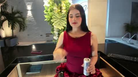 Anne online show from February 9, 3:54 am