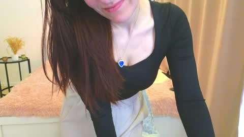 Annemorie online show from April 9, 7:36 am