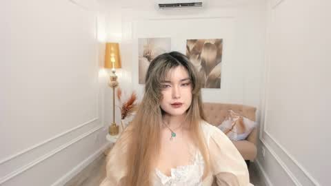 annetli online show from April 10, 11:15 am