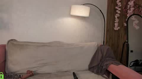 annette_nelsone online show from June 7, 7:13 am