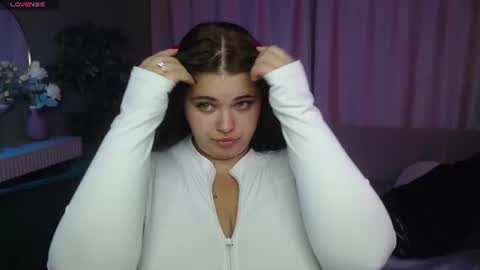 annette_nelsone online show from August 7, 1:04 am