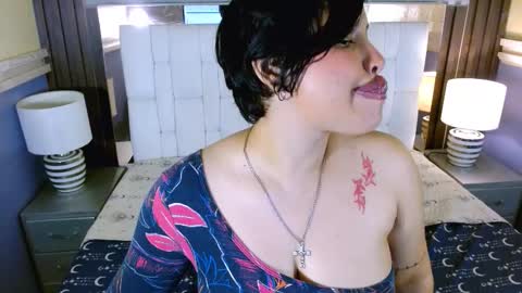 Annie  online show from February 10, 6:22 pm