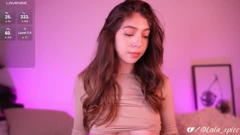 Snapshot of annie_evans24 chatting on February 20, 2:29 am Annie Evans online show from February 20, 2:29 am