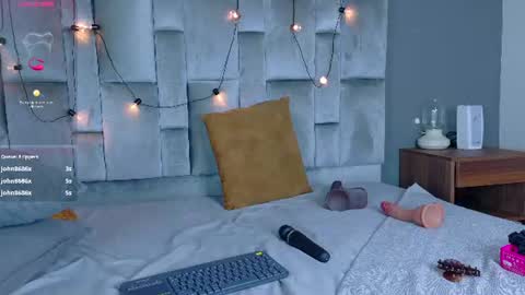 ANNIE online show from July 28, 2:57 pm