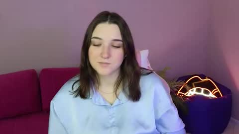 Snapshot of anniedodge chatting on October 15, 1:31 am Annie online show from October 15, 1:31 am