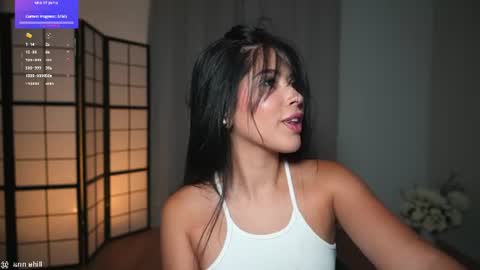 anniehillofficial_ online show from August 8, 8:52 pm