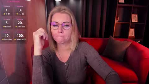 Annie online show from September 22, 5:55 am